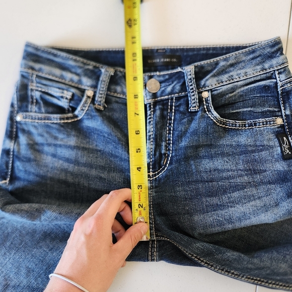 Silver Avery Skinny Jeans Stretchy Dark Denim Western Mid Rise Womens Size 27 - Picture 9 of 13